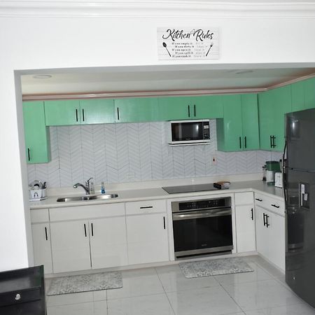 فيلا Irie Vibes Ocean View نيغريل المظهر الخارجي الصورة