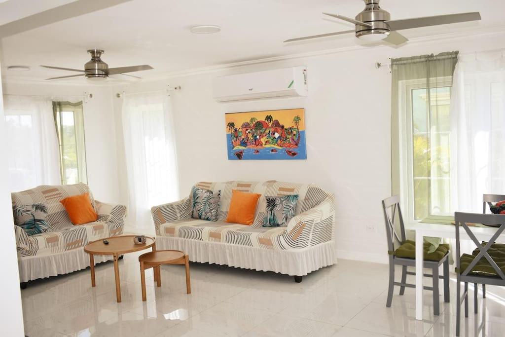 فيلا Irie Vibes Ocean View نيغريل المظهر الخارجي الصورة